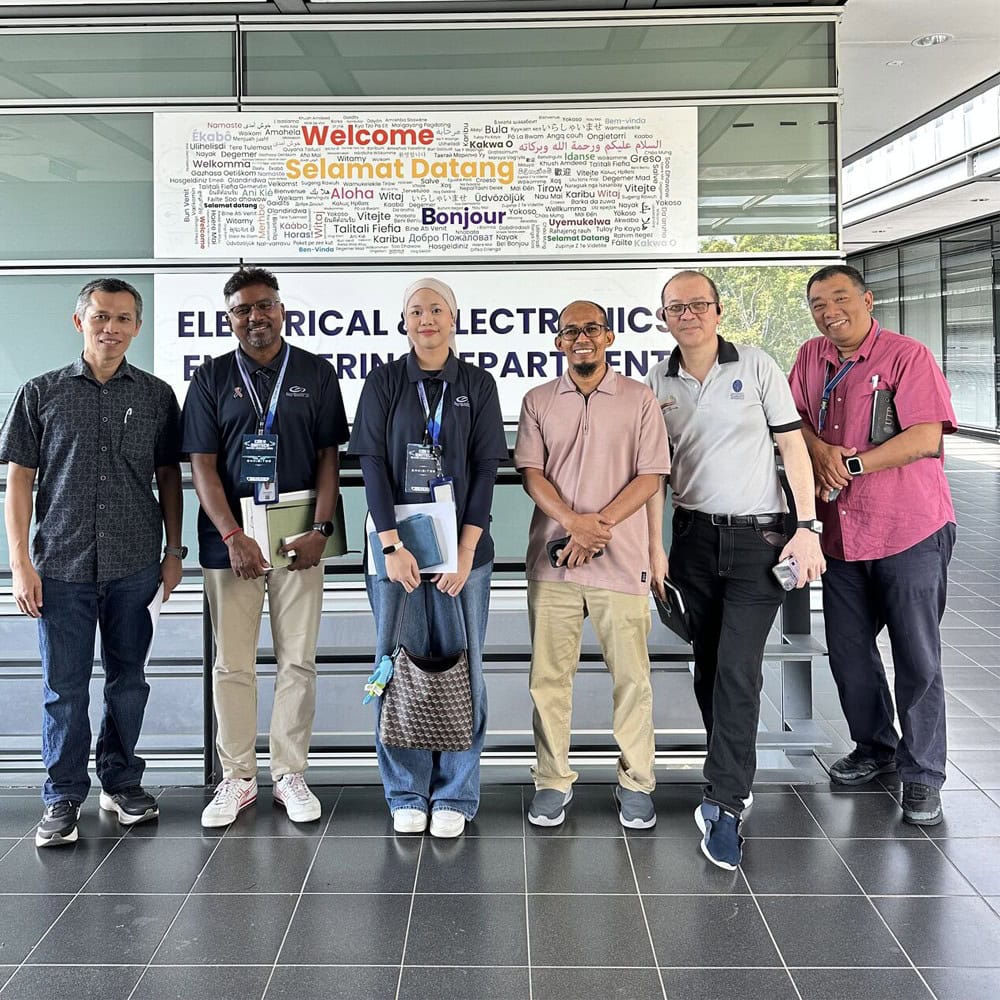 Infinecs meeting with Universiti Teknologi PETRONAS engineering faculty - Infinecs